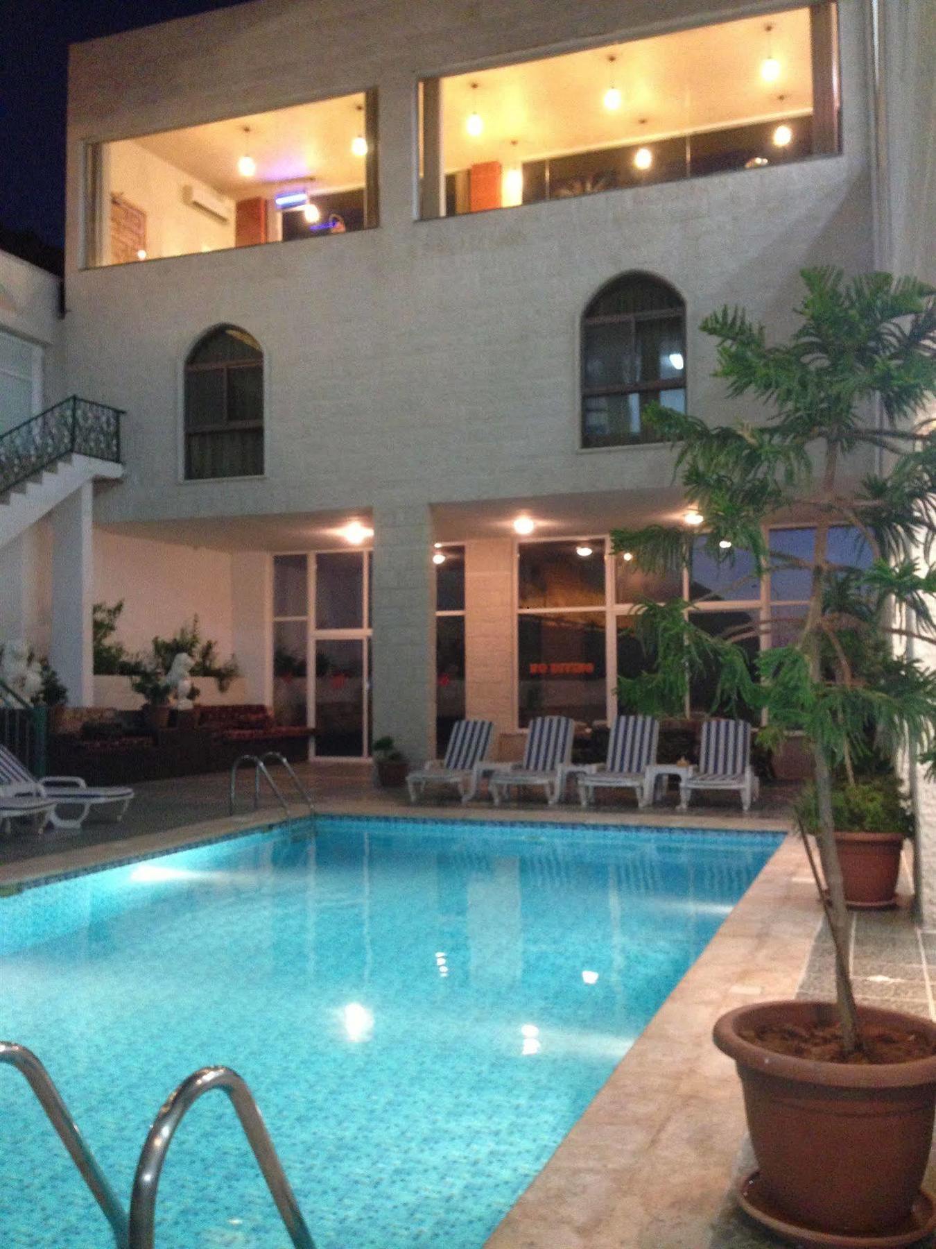 Al Anbat Hotel & Restaurant Wadi Musa Exterior foto